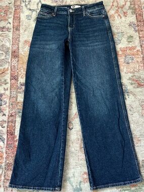 Low Rise Baggy Jeans